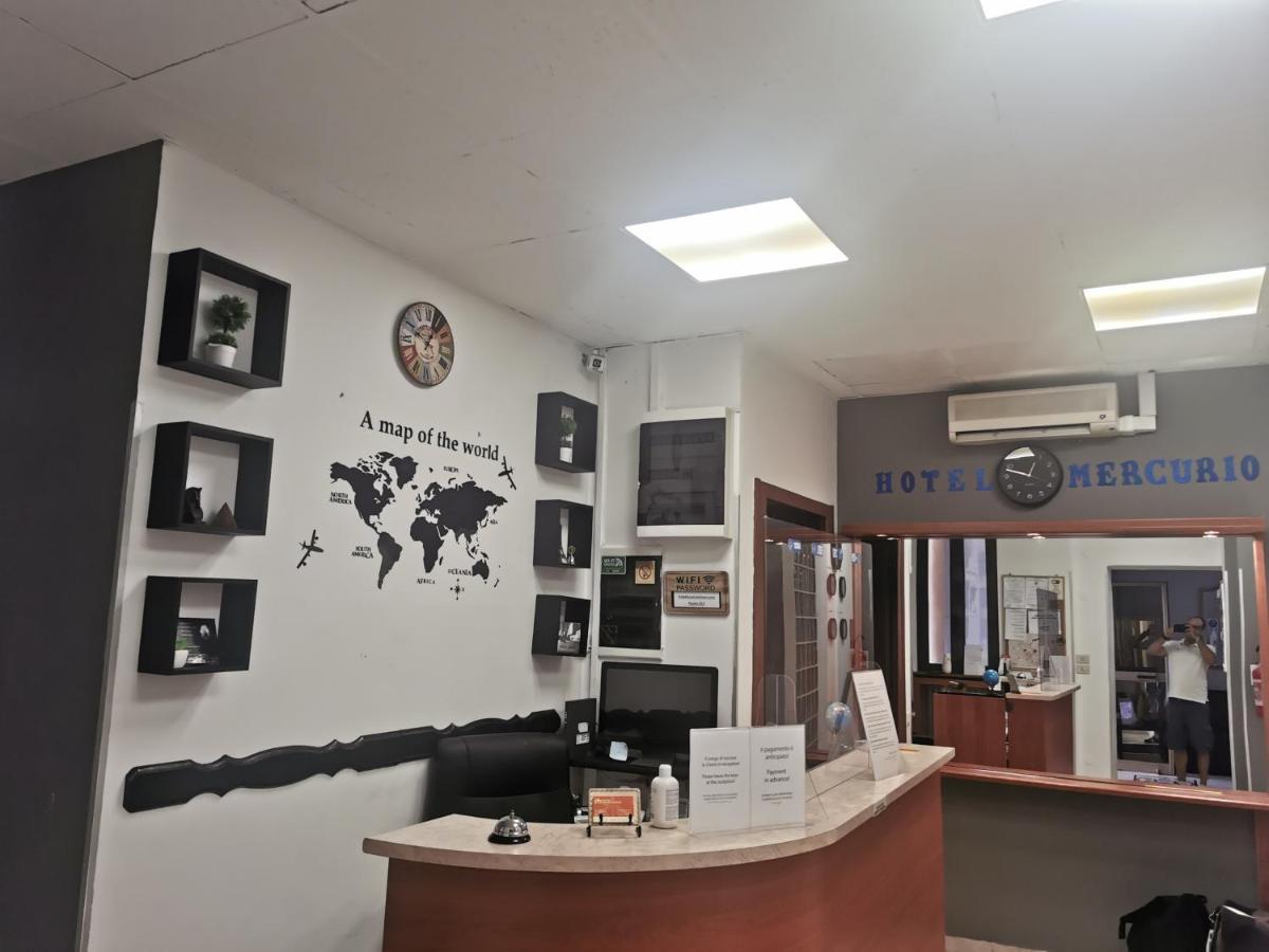 Hotel Mercurio Milan Bagian luar foto